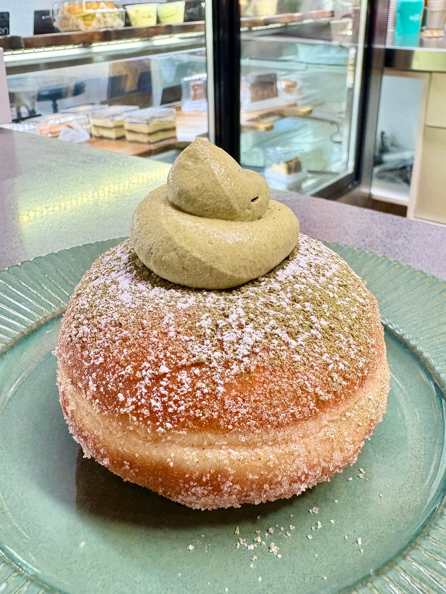 MATCHA LATTE CREAM DOUGHNUT