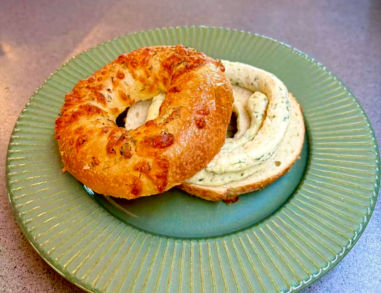 ITALIAN HERBS AND CHEESE BAGEL WITH PARSLEY GARLIC CREAM CHEESE