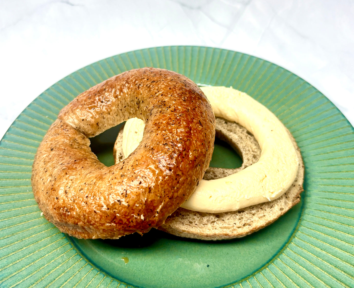 EARLGREY BAGEL WITH SPREAD