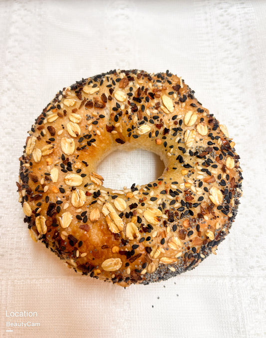 EVERYTHING BAGEL