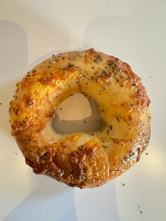 ITALIAN HERBS AND CHEESE BAGEL