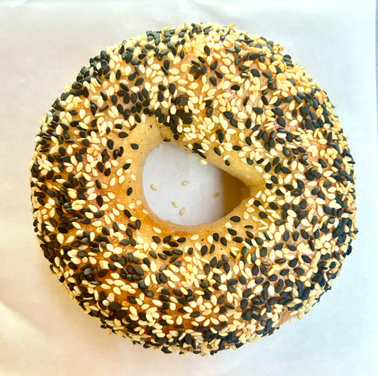 SESAME SEEDS BAGEL