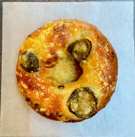 JALAPENO CHEDDAR CHEESE BAGEL