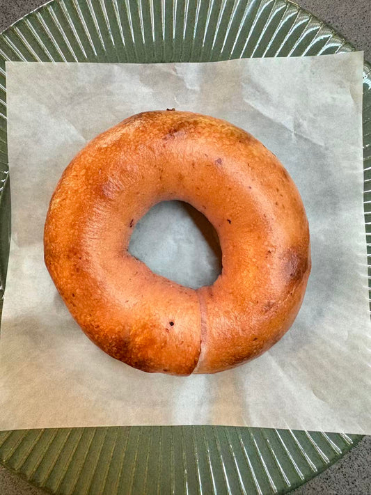 BEETROOT BAGEL